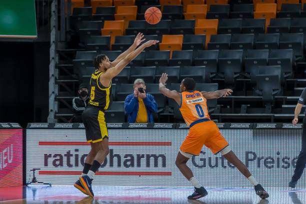 中砍下至少 中砍下至少