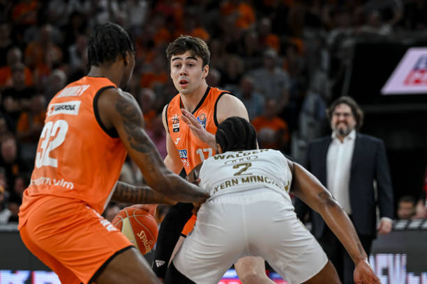 64亿欧元 64亿欧元