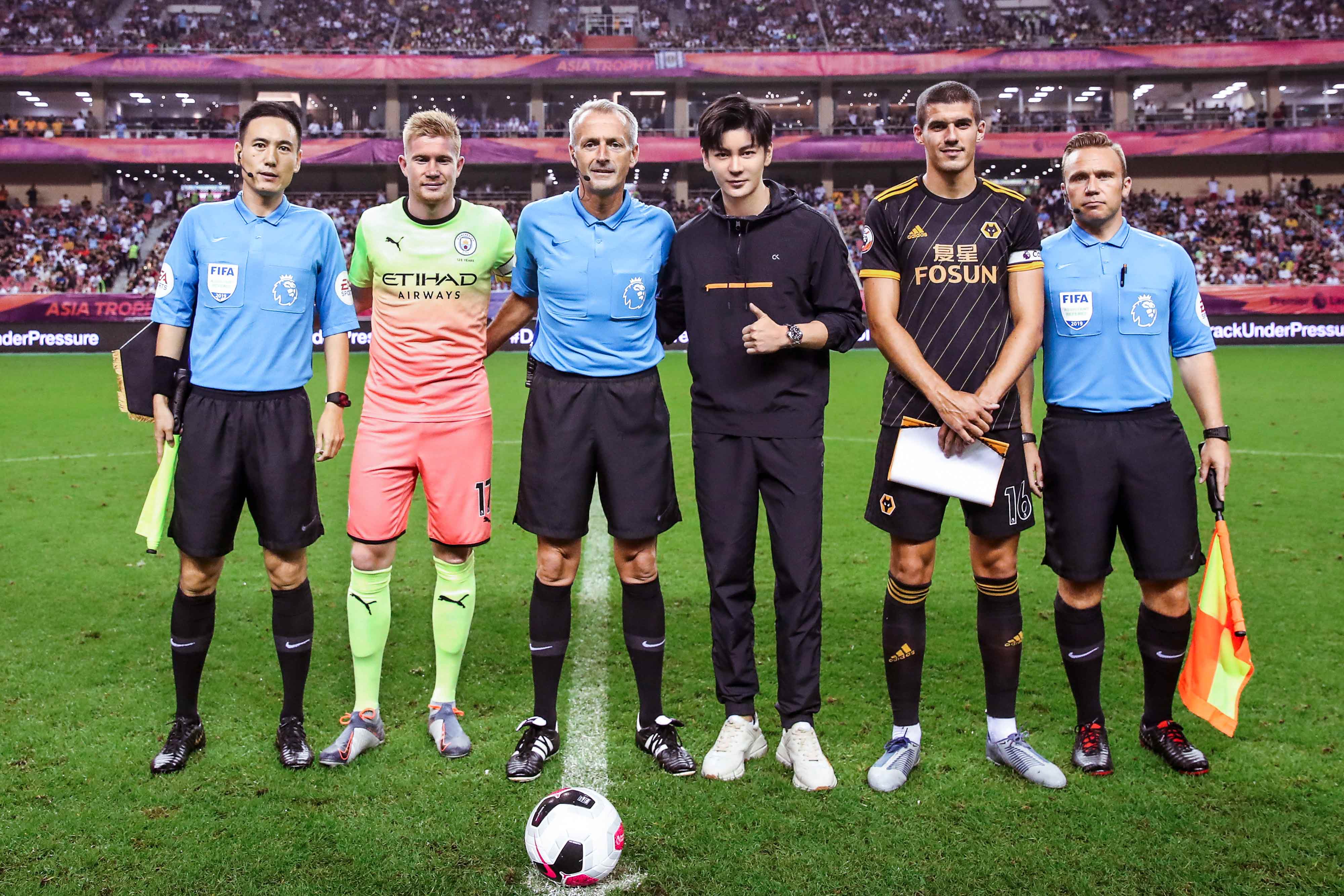 上稍显单一 上稍显单一