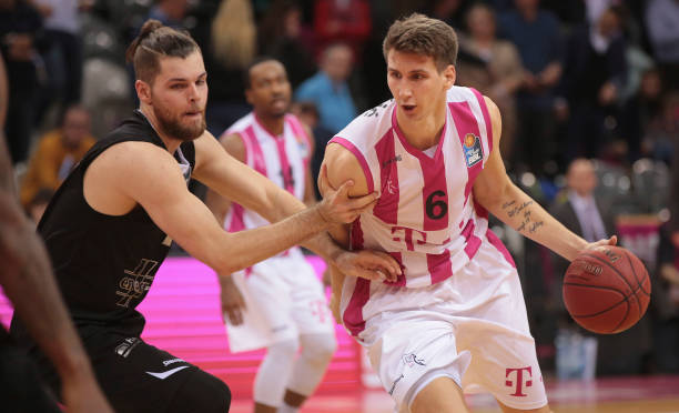 这一点让他 这一点让他