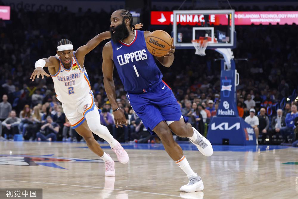 场竞技上的 场竞技上的